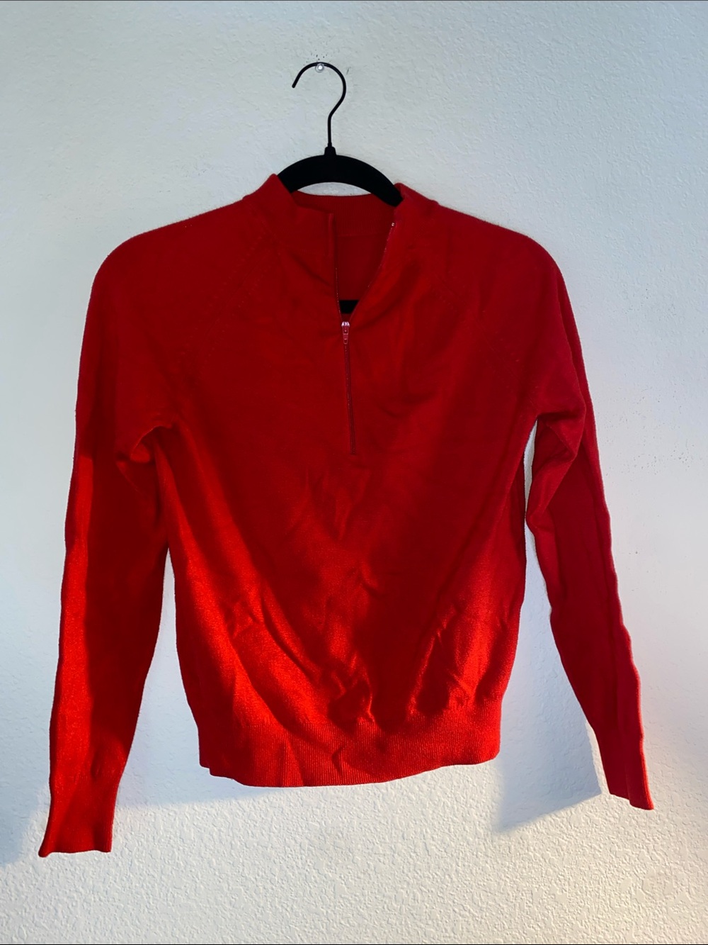 🐛Hampshire Studios Red long-sleeve half-zip top!